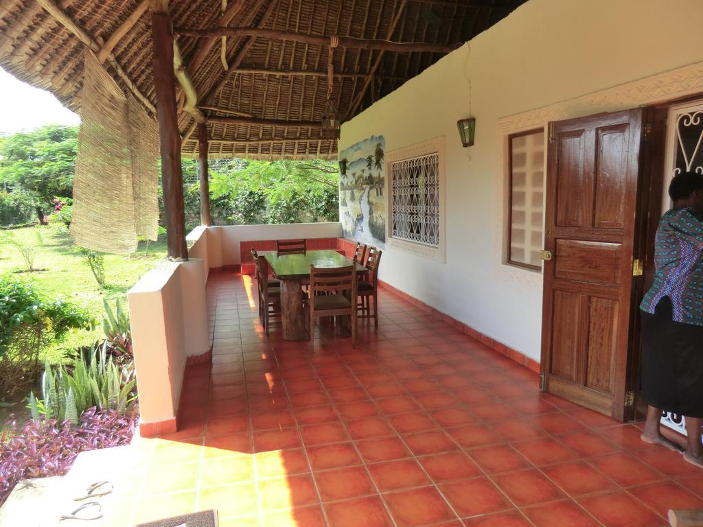 Marula Park Villa Diani Beach Room photo