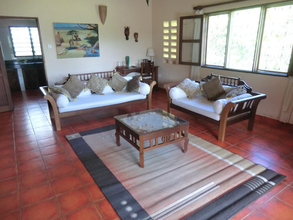 Marula Park Villa Diani Beach Room photo