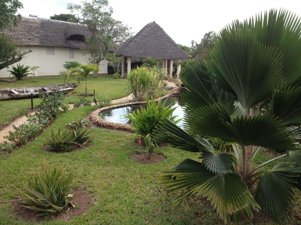 Marula Park Villa Diani Beach Room photo